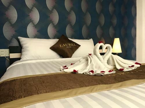 Liberty Hue Center Hotel