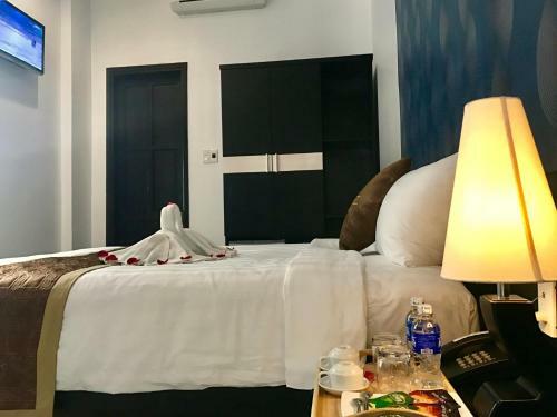 Liberty Hue Center Hotel