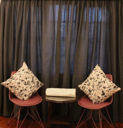 Hostal Somerset Lodge