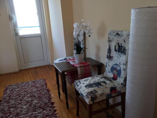 Apartment For 8persons