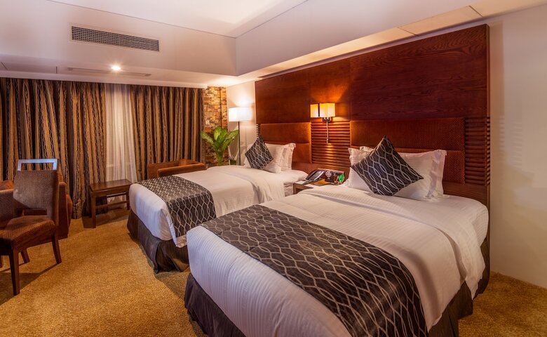 Hotel Long Beach Suites Dhaka