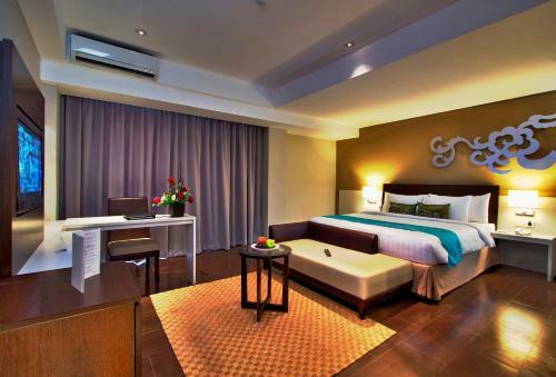 Soll Marina Hotel & Conference Center Bangka