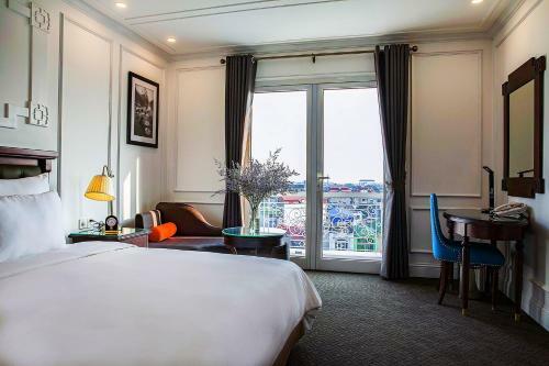 New Era Hotel