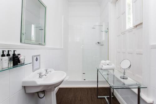 River Manor Boutique Hotel And Spa