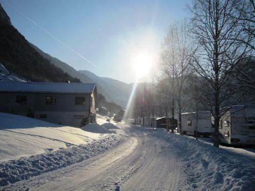 Hotel Nesheim Hytter & Camping