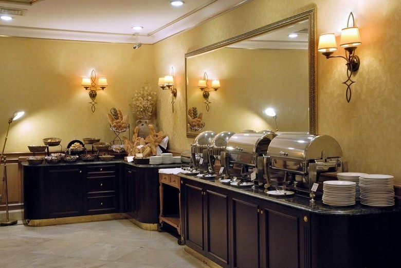 Central Palace Hotel