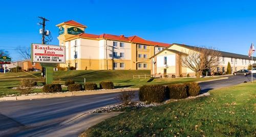 Hotel Eastbrook Inn