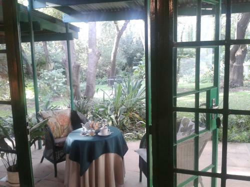 Hostal Riverbend Country House