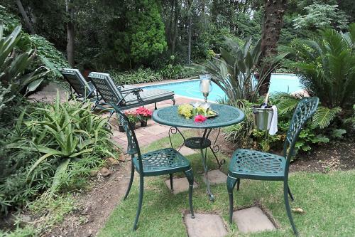 Hostal Riverbend Country House