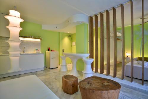Hotel Tropicana Ibiza Suites - Adults Only