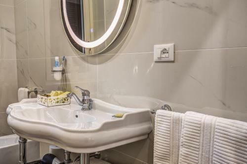 Hostal Rome55