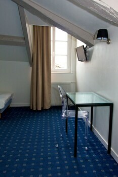 Hotel H�tel Henri IV