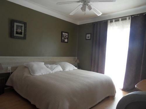 Hostal Chambres D'h�tes De La Grone