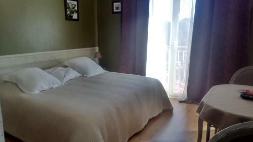 Hostal Chambres D'h�tes De La Grone