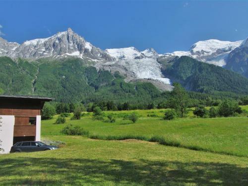 Holiday Home Les Pelarnys II Chamonix