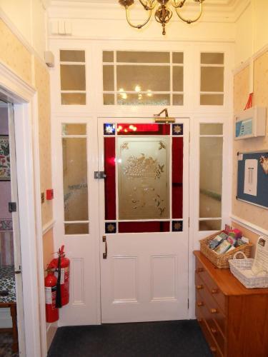 Hostal Linden Lodge Guest House