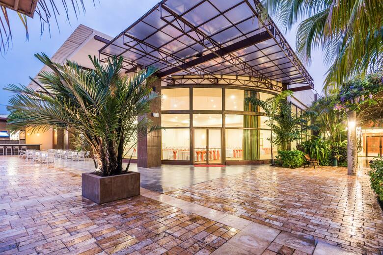 Hotel Holiday Inn Convention Center Managua