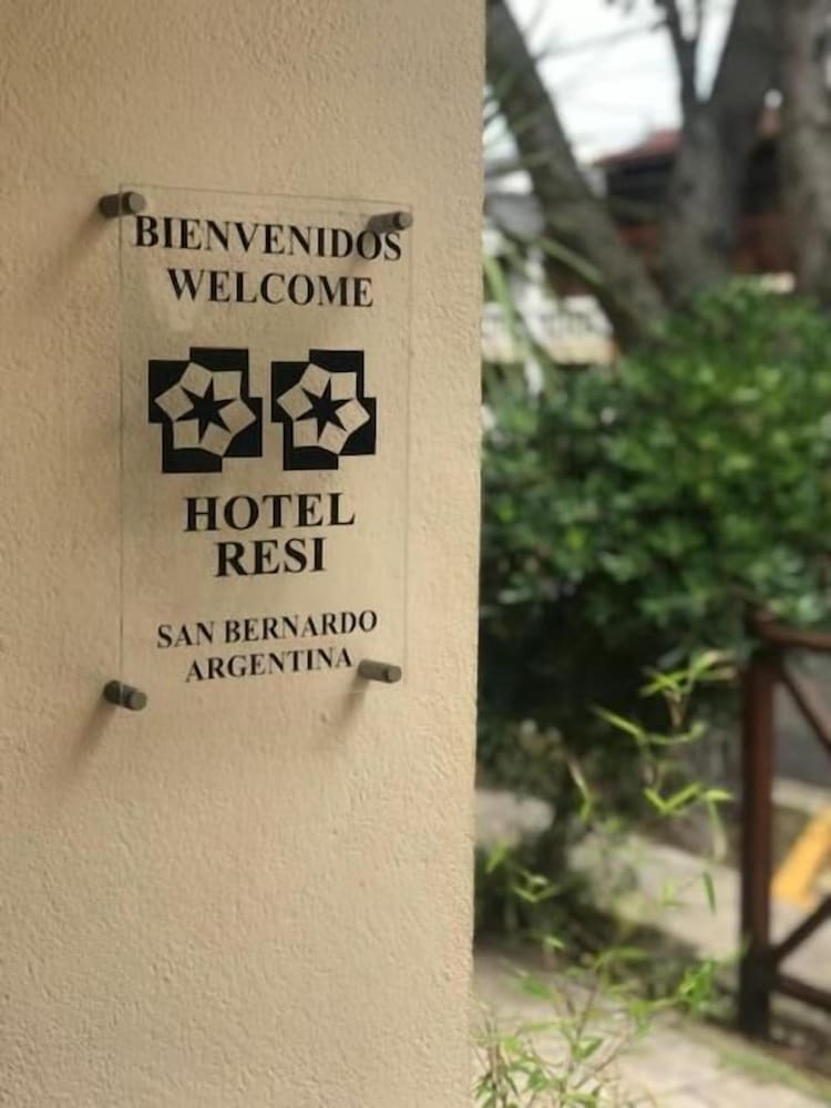 Hotel Resi