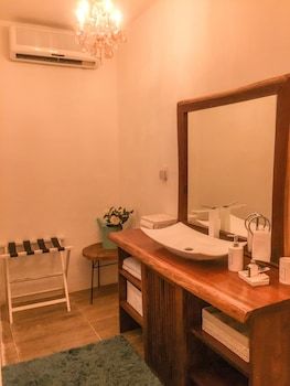 Toto Blue Hotel Boutique