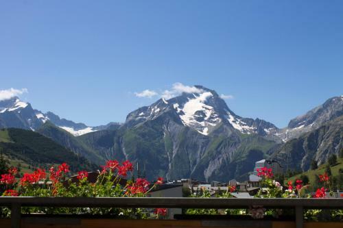Hotel Adret