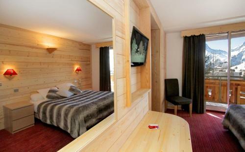 Hotel Adret