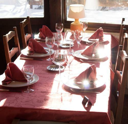 Hotel Adret