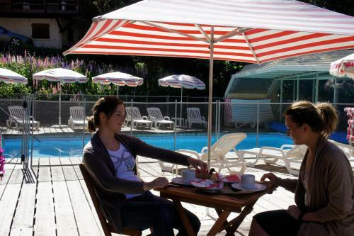 Hotel Adret
