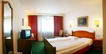 Hotel Bw Gruener Baum