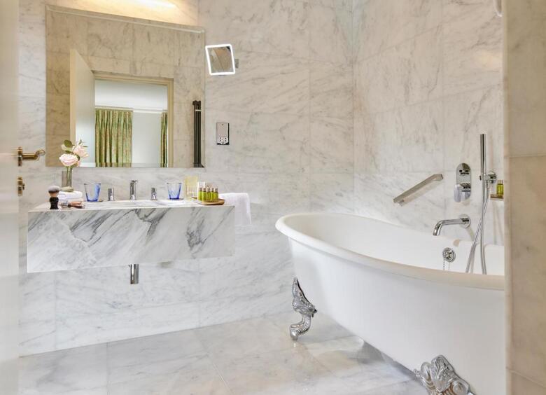 Actons Hotel