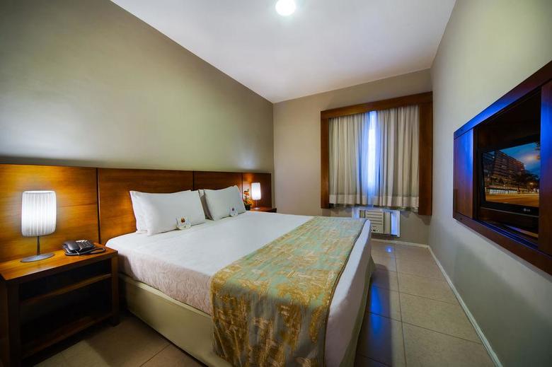 Hotel Copacabana Suites