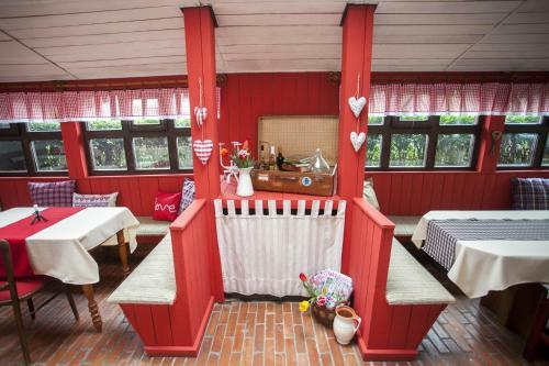 Hostal Emese Vend�gh�z Noszvaj