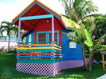 Hotel Compass Point Beach Resort
