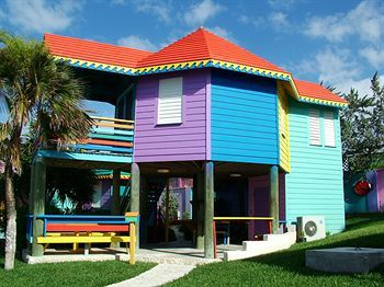 Hotel Compass Point Beach Resort