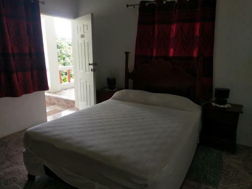Hostal Polish Princess Guest House