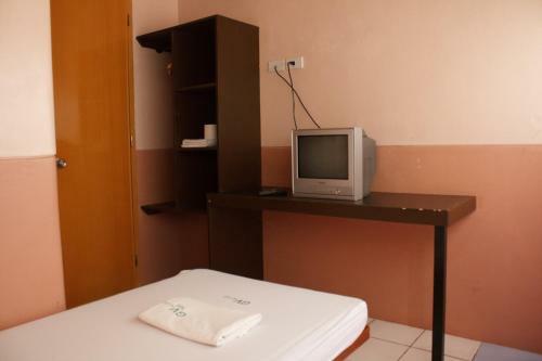 Gv Hotel - Sogod