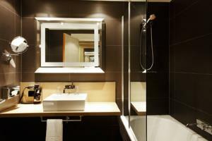 Hotel NH Groningen
