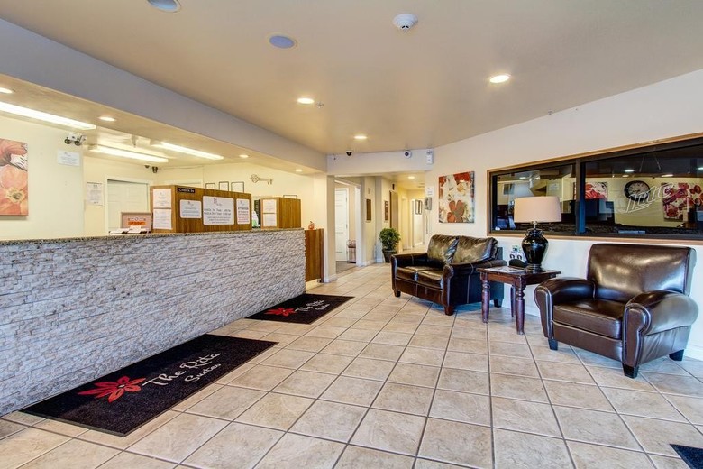 Hotel Blair House Suites