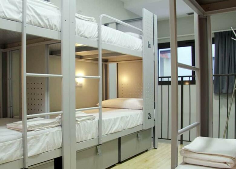 Albergue Bcnsporthostels