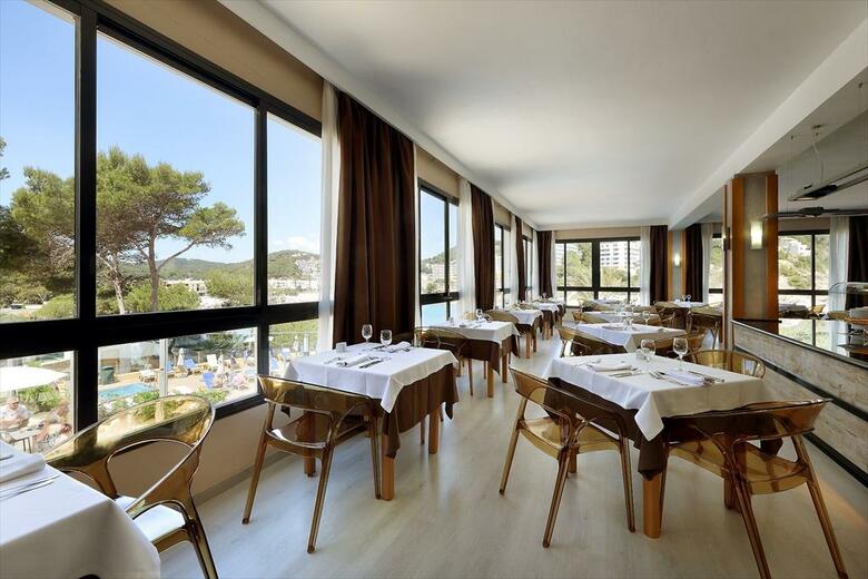 Palladium Hotel Cala Llonga