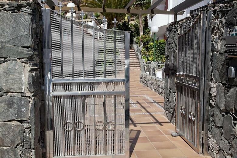 Apartamentos La Galea