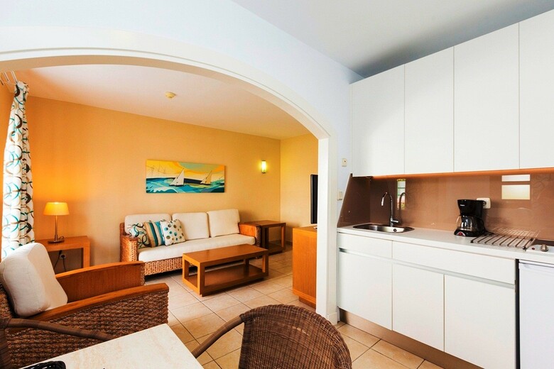 Apartamentos Livvo Puerto De Mog�n