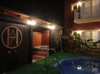 Hostal Alhaja Playa