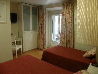 Matheu Hostal