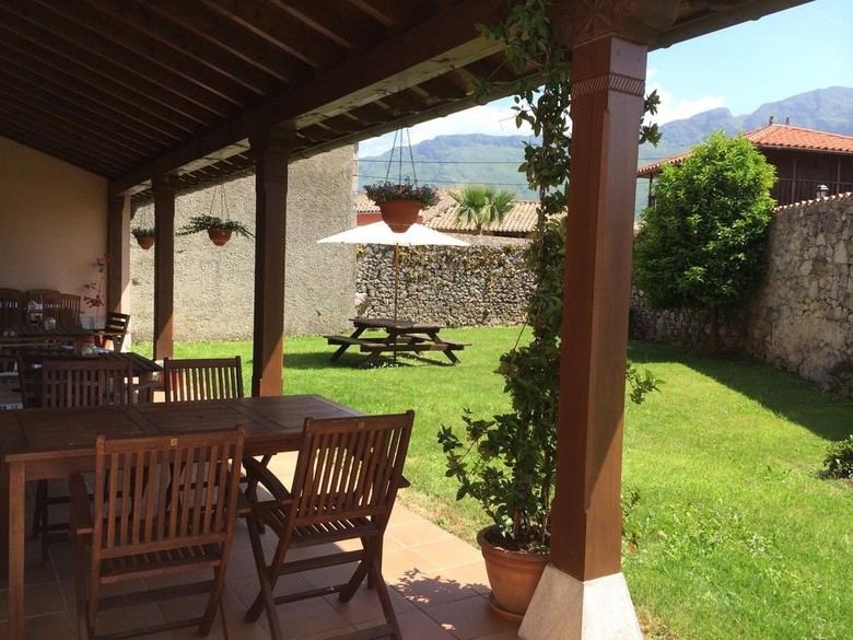 Hotel Rural El Texeu