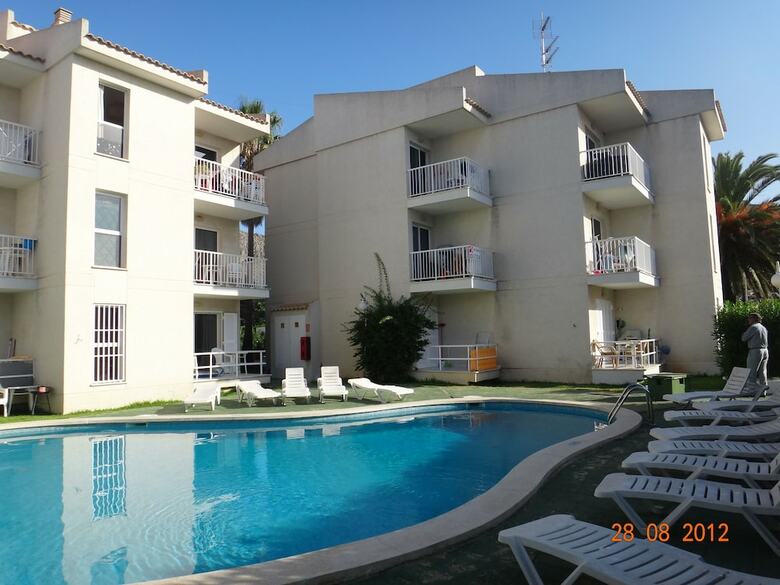 Llevant Apartamentos