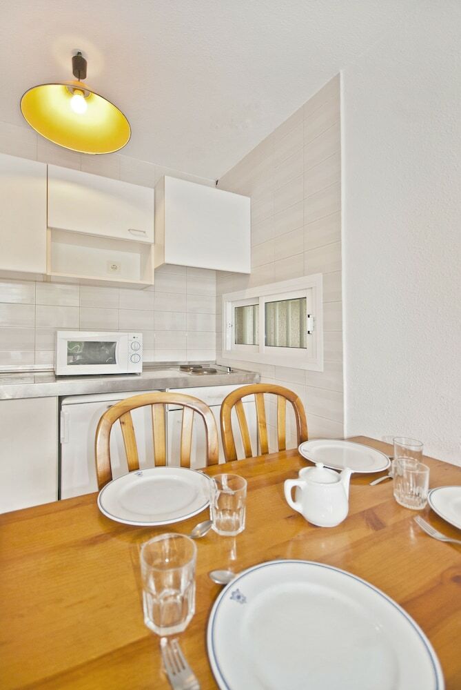 Llevant Apartamentos