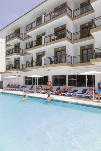Hotel Guya Wave