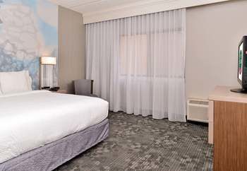 Hotel Courtyard By Marriott Dallas/lbj At Josey