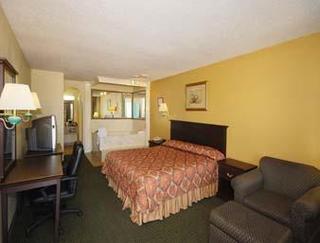 Hotel Super 8 Dallas East