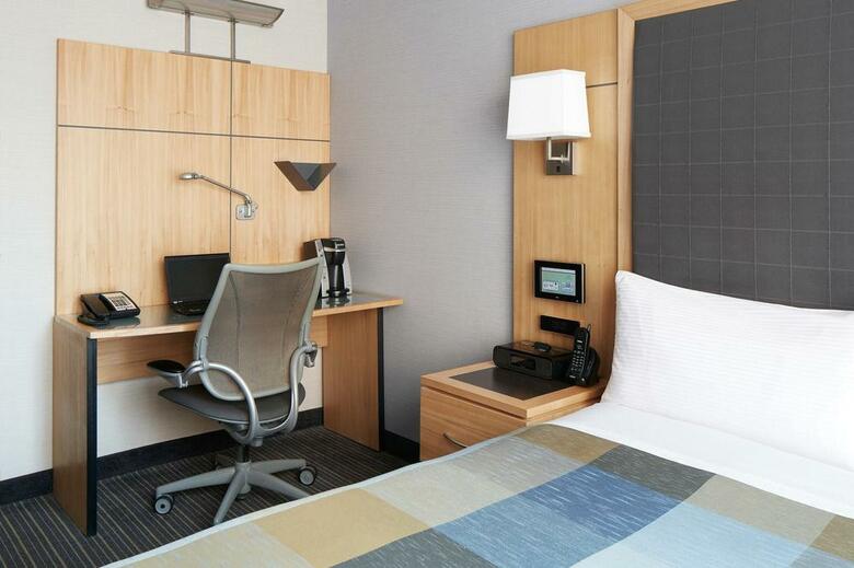 World Center Hotel